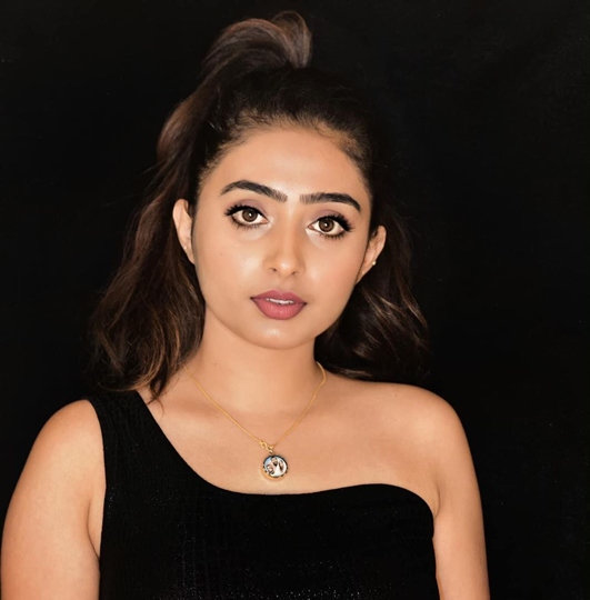 Meet Priyanka Sarmacharjee  the top Entrepreneur and makeup artist known for her absolutely stunning makeup skills